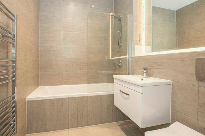 1 Bedroom Apartment To Rent In Fox Hunter Drive, Linford Wood, MK14