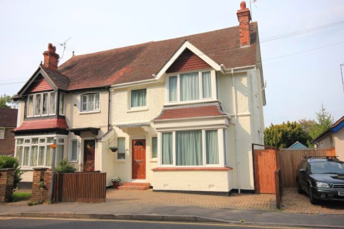 4 Bedroom Semi-Detached House To Rent In Woking, Surrey, GU21