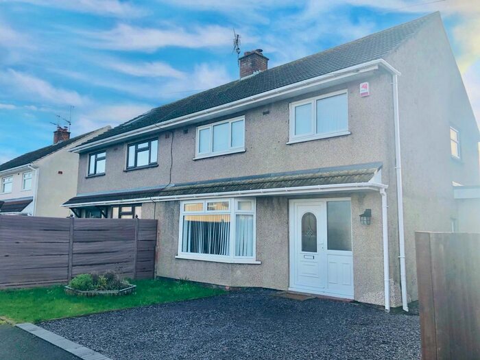 3 Bedroom Property To Rent In Purcell Road, Penarth, CF64