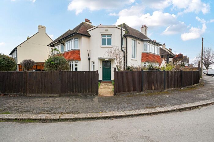 3 Bedroom Semi-Detached House For Sale In Selsey Avenue, Bognor Regis, PO21