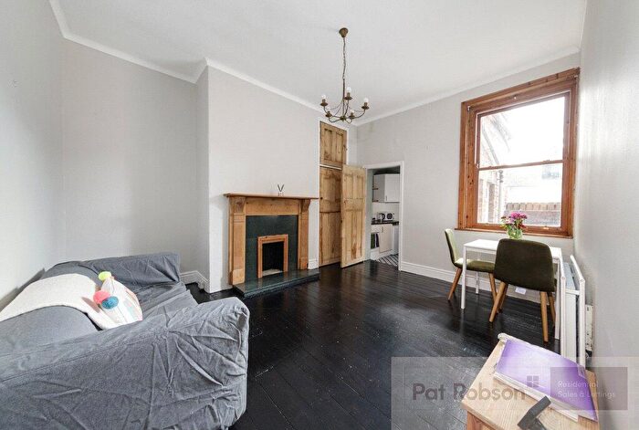 2 Bedroom Apartment To Rent In Sandyford Road, Sandyford, Newcastle Upon Tyne, NE2