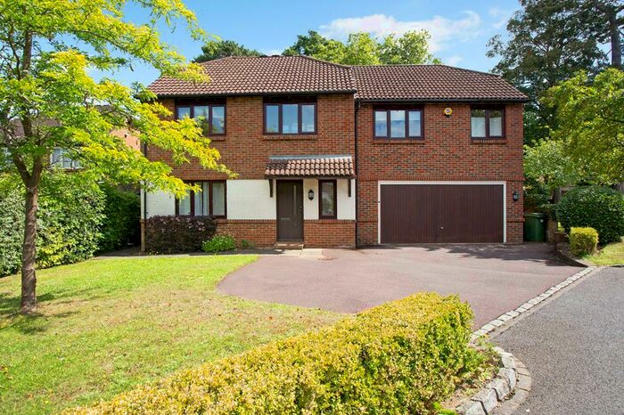 5 Bedroom Detached House To Rent In Cobham, KT11