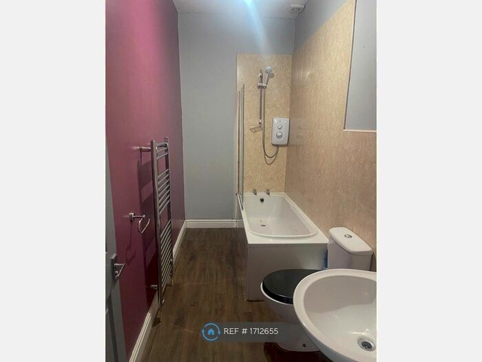 2 Bedroom Terraced House To Rent In Blackhouse Road, Huddersfield, HD2