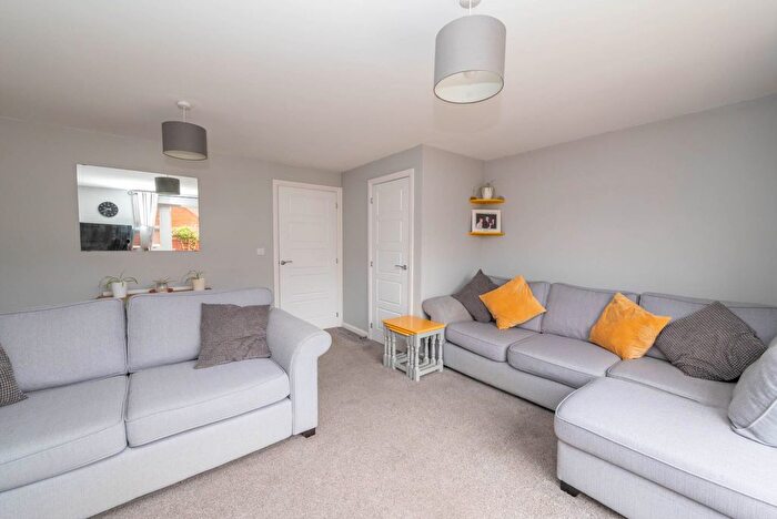 3 Bedroom End Terrace House For Sale In Dorman Avenue North, Aylesham, CT3