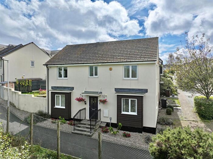 4 Bedroom Detached House For Sale In Fleetwood Gardens, Plymouth, PL6