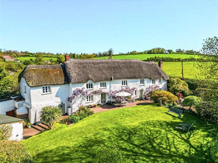 5 Bedroom Detached House For Sale In Knowle, Crediton, EX17