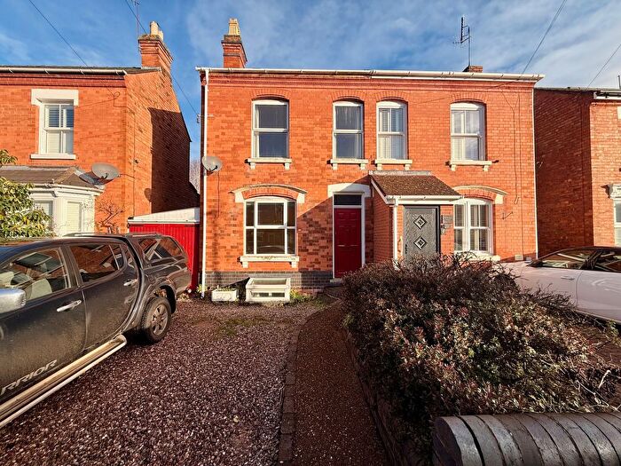 2 Bedroom Semi Detached House To Rent In Victoria Street, Worcester, WR3