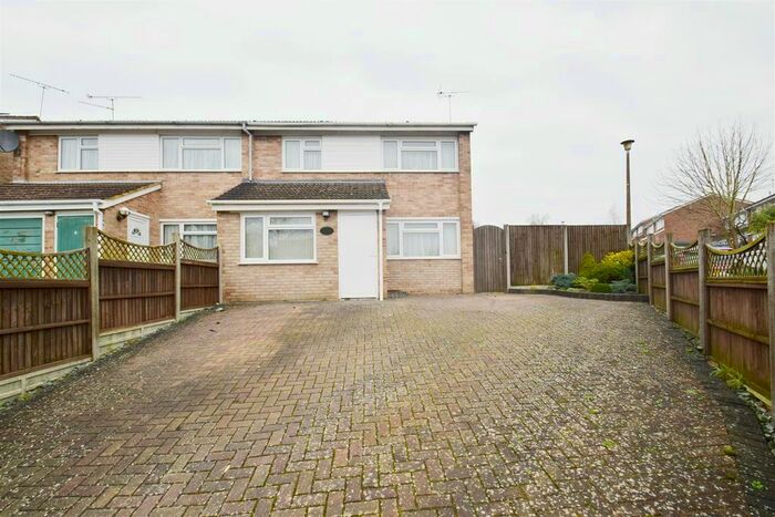 3 Bedroom Semi-Detached House To Rent In Whitby Green, Caversham Park Village, Reading, RG4