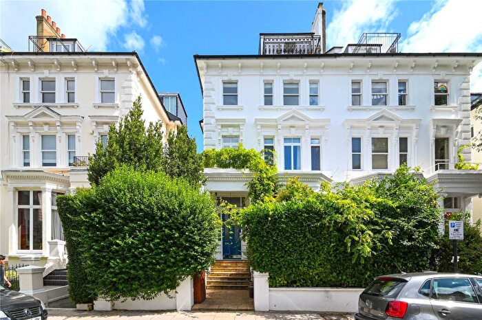 4 Bedroom Maisonette For Sale In Belsize Park Gardens, Belsize Park, London, NW3