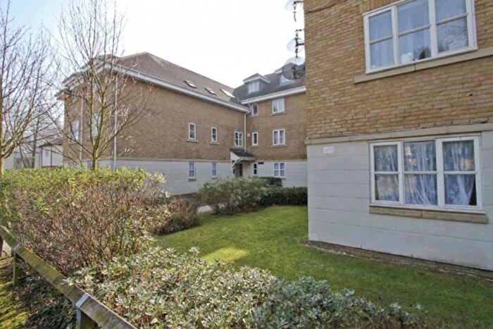 2 Bedroom Flat To Rent In Crawford Avenue, Wembley, HA0