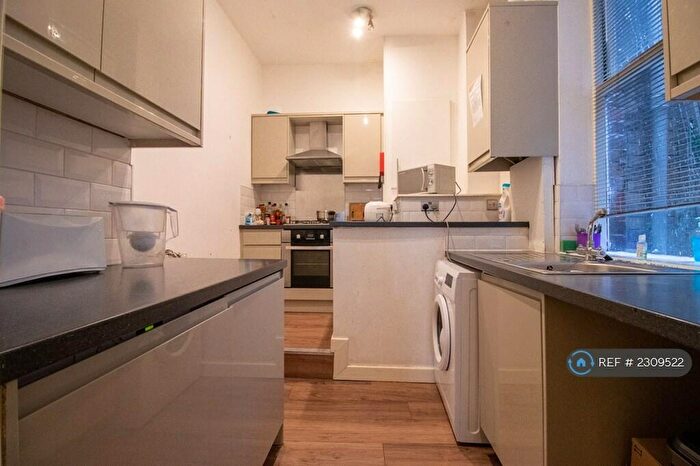 4 Bedroom Terraced House To Rent In Westgate Road, Newcastle Upon Tyne, NE4