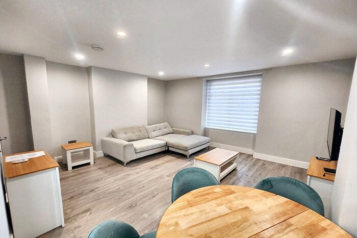 1 Bedroom Flat To Rent In Marble Arch Apartments Harrowby Street, Marylebone, London, W1H