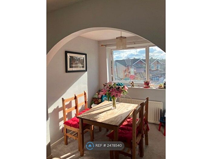 3 Bedroom Terraced House To Rent In West House Court, Macclesfield, SK10