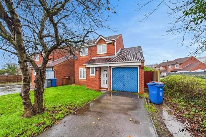 3 Bedroom Detached House For Sale In Sherbourne Drive, Burton-On-Trent, DE14