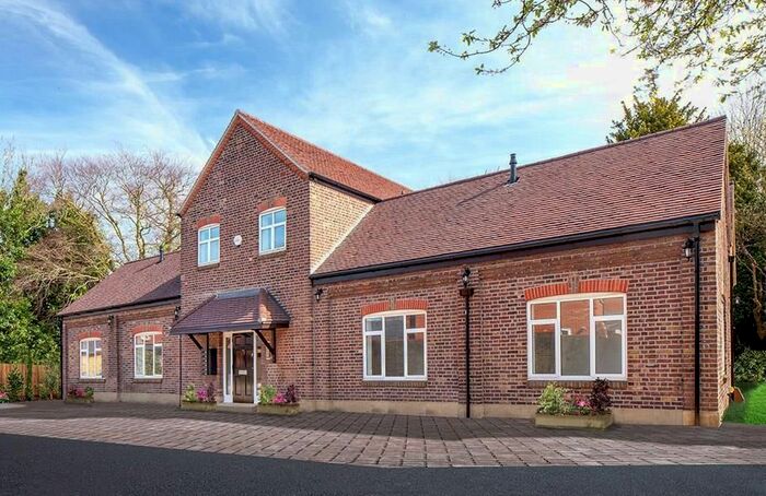 1 Bedroom Flat To Rent In The Coach House Lodge, Swakeleys Road, Ickenham, UB10