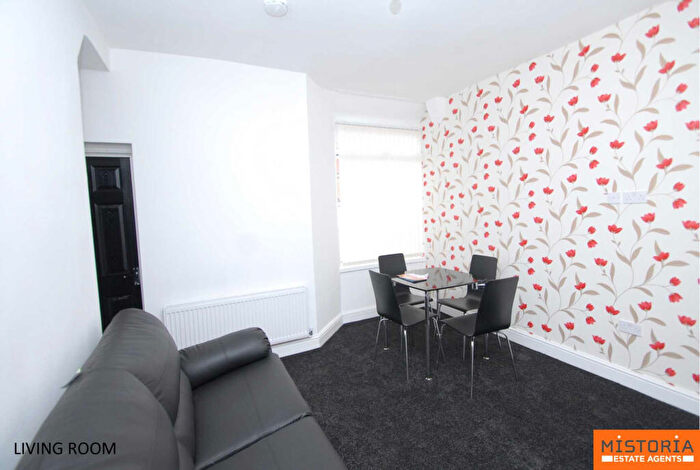 3 Bedroom House To Rent In Romney Street, Salford, M6
