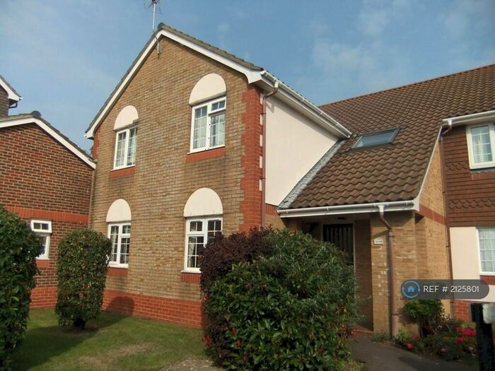 1 Bedroom Flat To Rent In Wentworth Drive, Christchurch, BH23