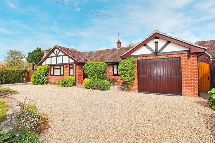 3 Bedroom Detached Bungalow For Sale In Cross Street, Sturton Le Steeple, DN22