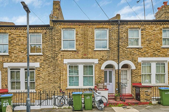 2 Bedroom Maisonette To Rent In Frobisher Street, London, SE10
