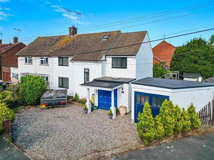 4 Bedroom Semi-Detached House For Sale In Olivers Crescent, Great Wakering, SS3