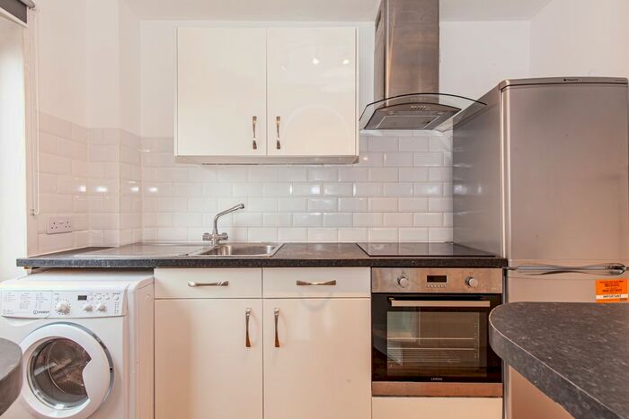 1 Bedroom Semi-Detached House To Rent In Wilsdon Way, Kidlington, OX5