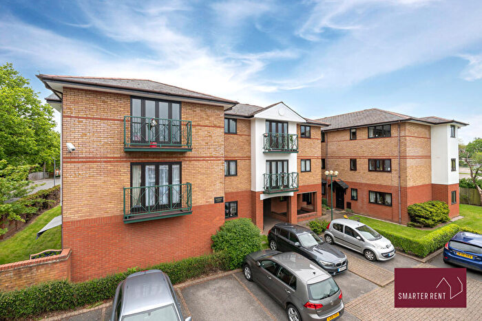 2 Bedroom Flat To Rent In Salisbury Court, Ludlow Road, Maidenhead, SL6