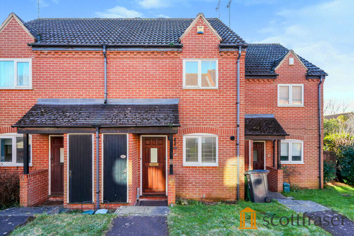 2 Bedroom Terraced House To Rent In Broadhurst Gardens, Oxford, OX4