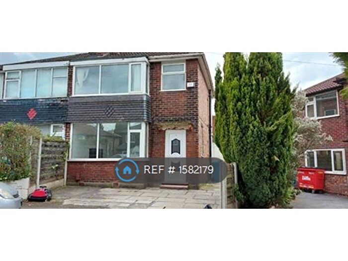 3 Bedroom Semi-Detached House To Rent In Monica Avenue, Manchester, M8
