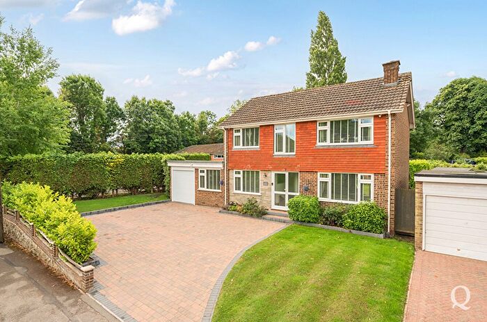 4 Bedroom Detached House For Sale In Hurstwood Road, Bredhurst, Gillingham, Kent, ME7