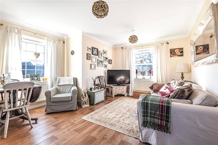 2 Bedroom Apartment To Rent In Monxton Place, Sherfield Park, Sherfield On Loddon, Hook, RG27