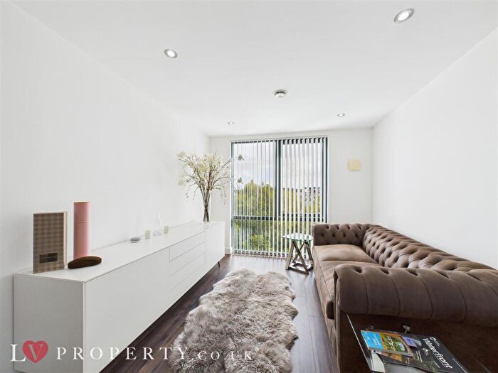 1 Bedroom Apartment For Sale In Holliday Street, Birmingham, B1