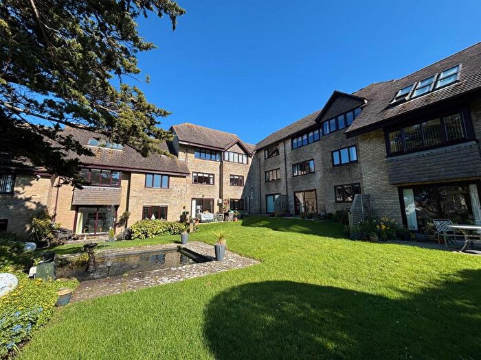 2 Bedroom Apartment For Sale In Preston Road, Weymouth, DT3