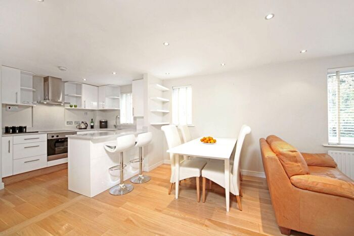 1 Bedroom Flat To Rent In Chapter Mews, Windsor, SL4