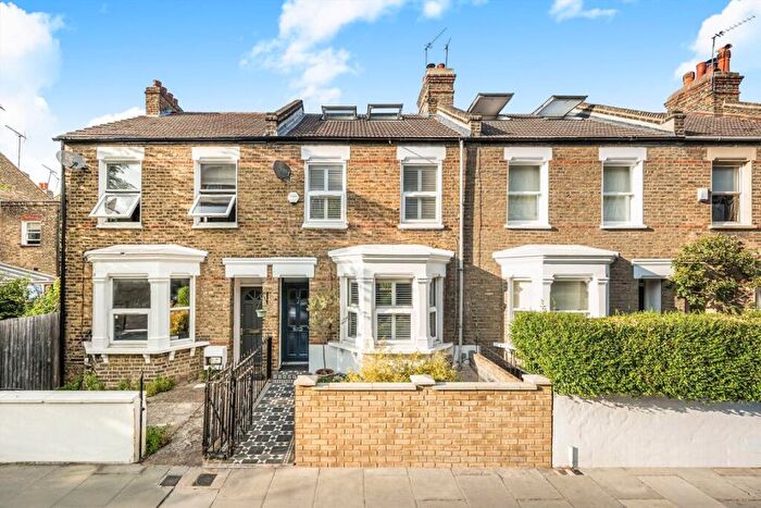 4 Bedroom House For Sale In Goodrich Road, East Dulwich, SE22