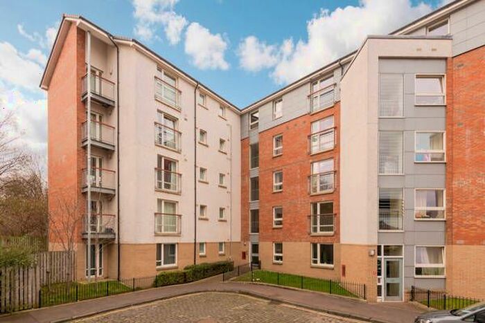 2 Bedroom Flat To Rent In Duff Street, Edinburgh, Midlothian, EH11