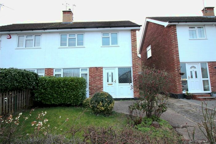 3 Bedroom Semi-Detached House To Rent In Newlands Road, Billericay, CM12