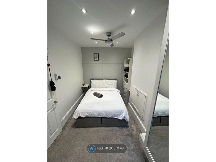 1 Bedroom Flat To Rent In Sudlow Road, London, SW18