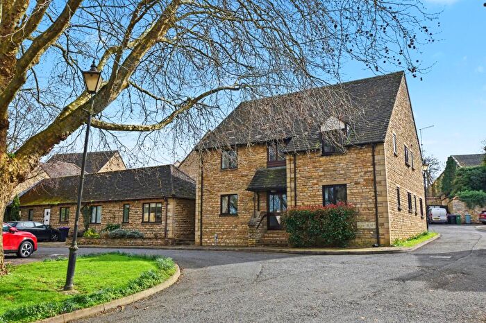 1 Bedroom Flat For Sale In Phillips Court, Stamford, PE9
