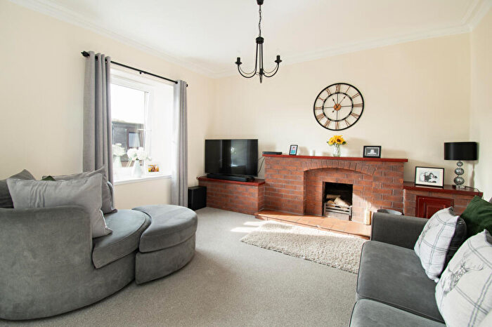 2 Bedroom Maisonette For Sale In St. Johns Place, Montrose, DD10