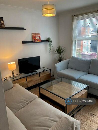 2 Bedroom Terraced House To Rent In Sherman Road, Reading, RG1