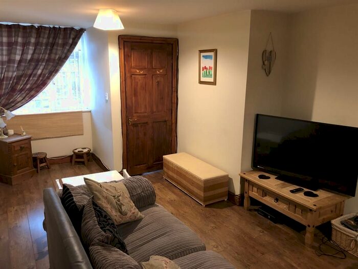 2 Bedroom Flat To Rent In Stutton Road, Tadcaster LS24