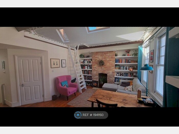 2 Bedroom Flat To Rent In Trent Road, London, SW2