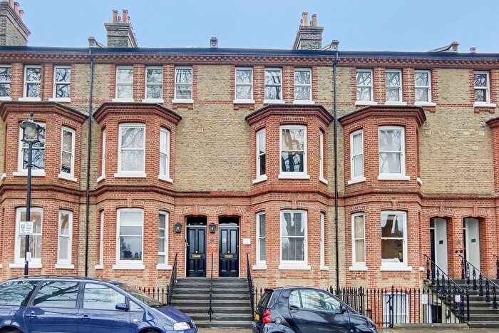 1 Bedroom Flat To Rent In Vincent Square, Westminster, London, SW1P