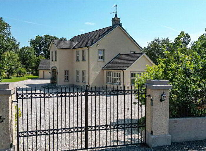 6 Bedroom Detached House For Sale In Clooney Road, Magherafelt, BT45