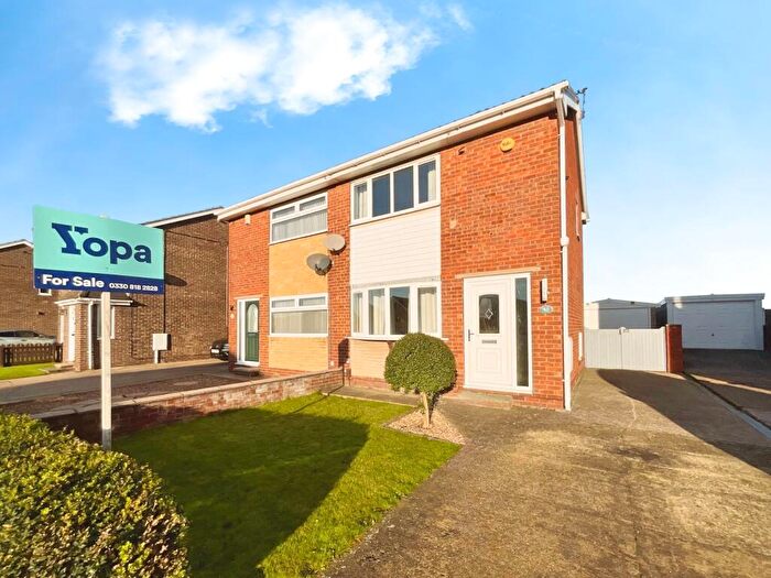 2 Bedroom Semi Detached House For Sale In Melford Drive, Doncaster, DN4