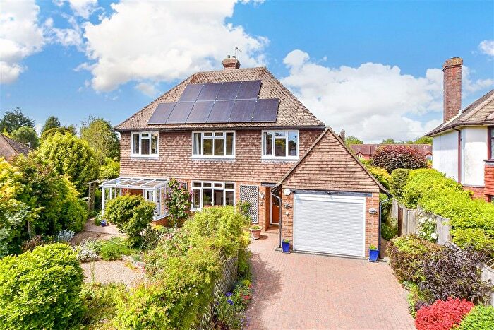4 Bedroom Detached House For Sale In Cherry Orchard, Tenterden, Kent, TN30
