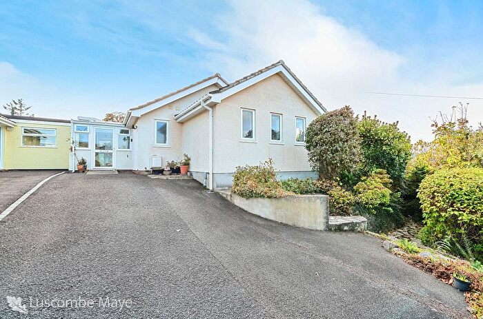 2 Bedroom Semi-detached Bungalow For Sale In Weston Lane, Totnes, TQ9