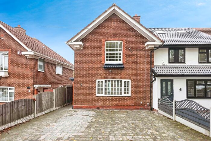 3 Bedroom End Terrace House For Sale In Swancote Road, Birmingham, B33