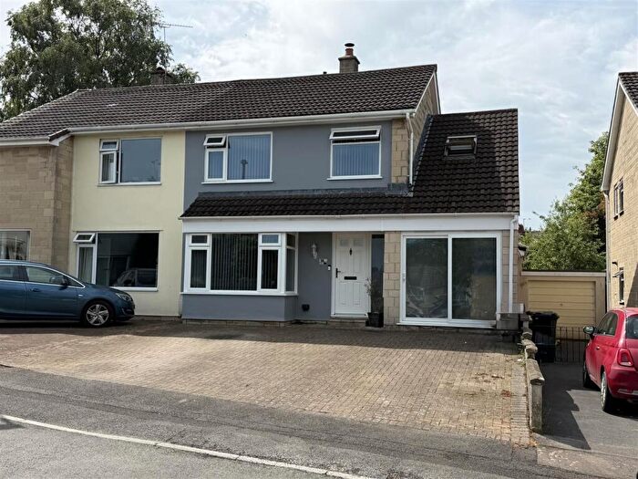 5 Bedroom Semi-Detached House For Sale In High Meadows, Midsomer Norton, BA3
