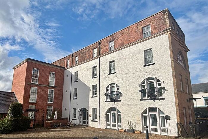 2 Bedroom Flat For Sale In Long Building, Devizes, SN10